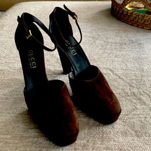 Gucci Brown Mary Jane Platform Heel, 4” heel with 1” platform. Comes w dust bag